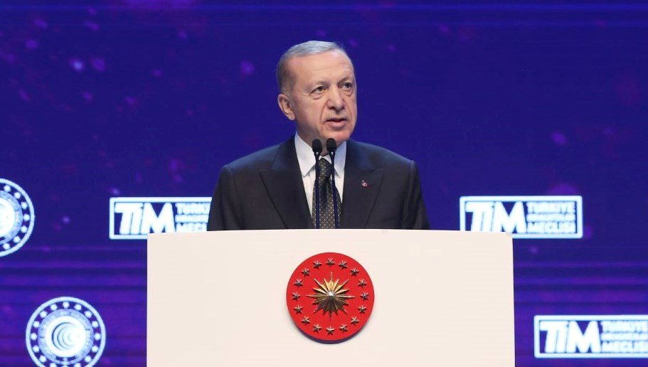 Cumhurbaşkanı Erdoğan: Vizontele muhalefetini kendi cahilliği ile baş başa bırakıyorum