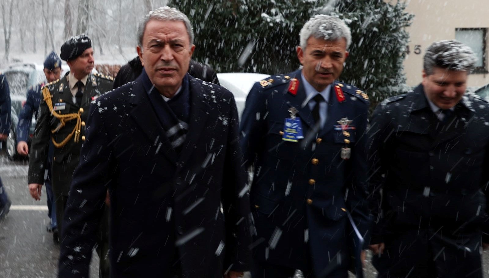 Bakan Akar: İsveç Savunma Bakanı’nın Türkiye ziyaretini iptal ettik
